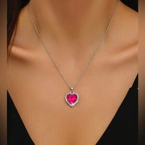 NWOT Stainless Steel Pink Heart Pendant Necklace